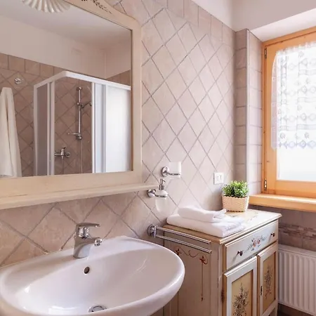 The Dolomites Appartement *